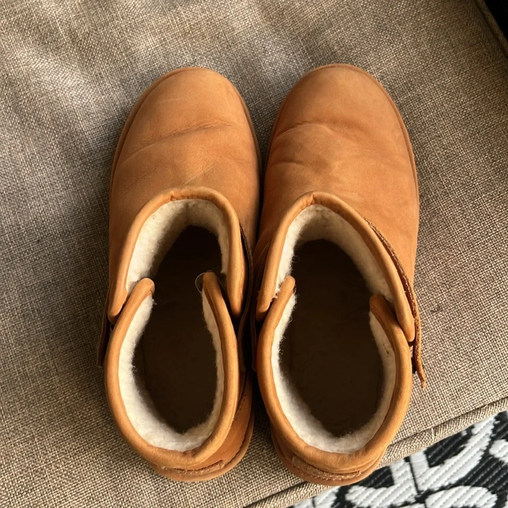 Ugg Rella Ankle Boots - Picture 11 of 12